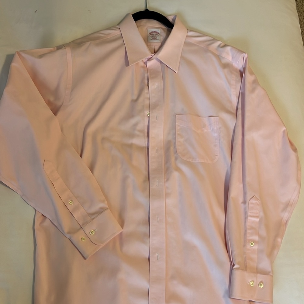 Brooks Brothers 346 Regular Pink Dress Shirt 16 1/2 neck 34-35 Sleeve